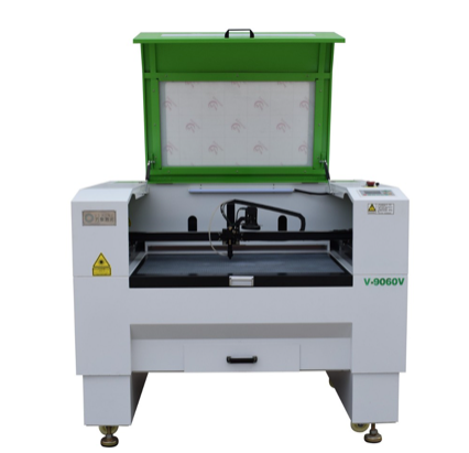 太陽(yáng)能板激光切割機(jī)公司解析：激光切割太陽(yáng)能板需了解哪些技術(shù)要求？