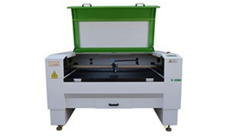 布料皮革激光切割機具備哪些優(yōu)勢