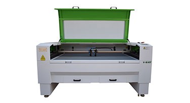 如何延長玻璃雕刻機(jī)中激光管的使用壽命？